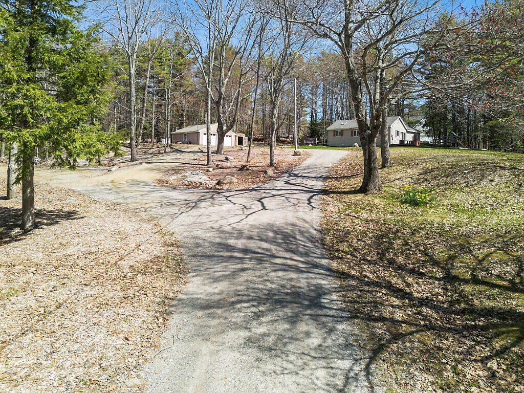 24 Indian Drive Woolwich ME 04579