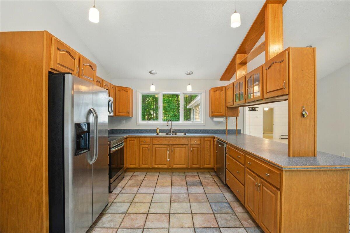 14 Goshen Lane New Gloucester ME 04260