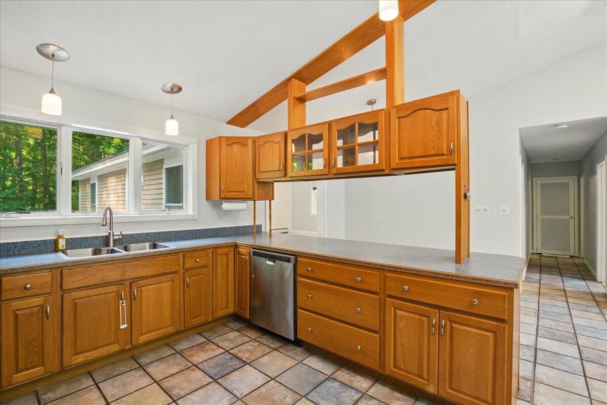 14 Goshen Lane New Gloucester ME 04260