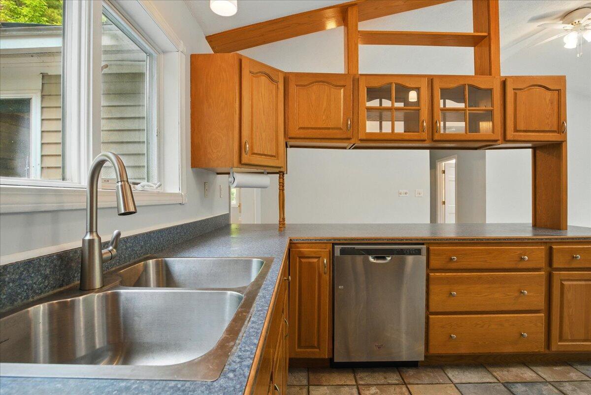 14 Goshen Lane New Gloucester ME 04260