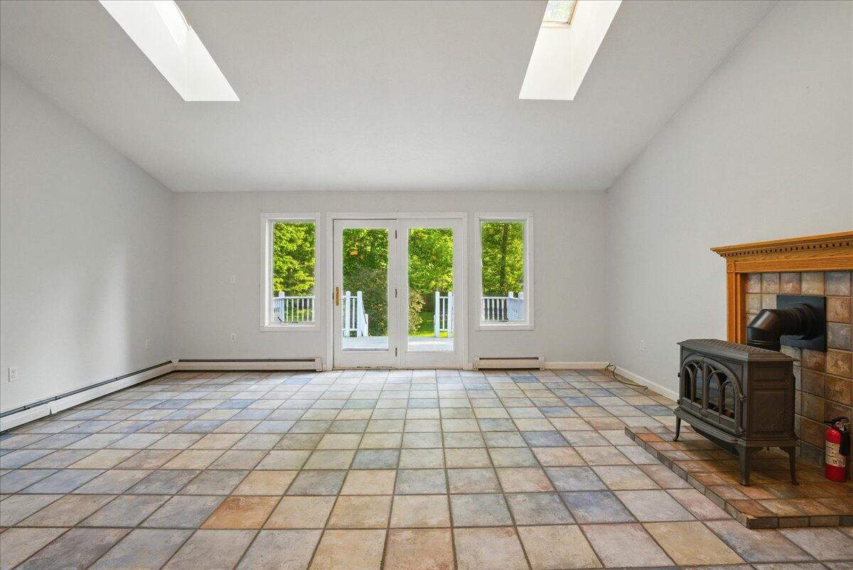 14 Goshen Lane New Gloucester ME 04260