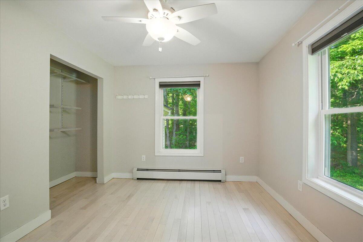 14 Goshen Lane New Gloucester ME 04260