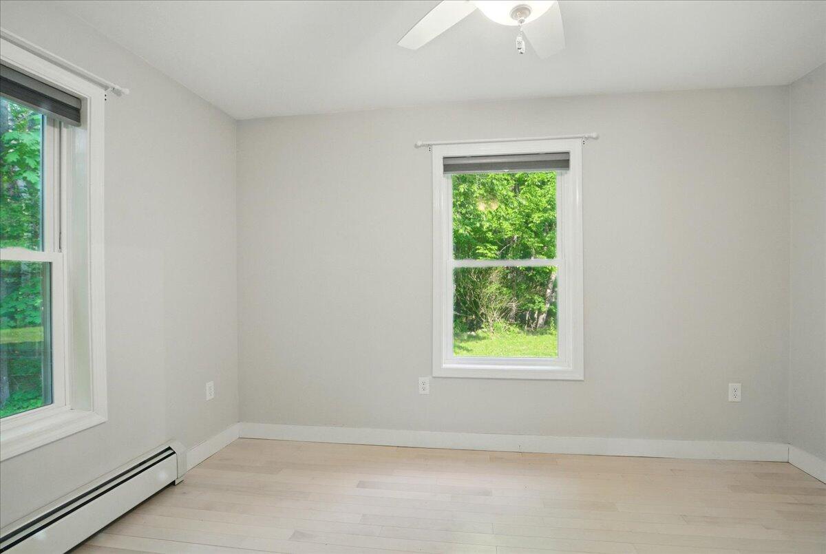 14 Goshen Lane New Gloucester ME 04260