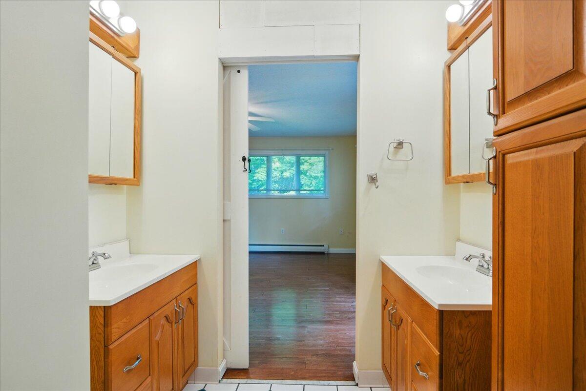 14 Goshen Lane New Gloucester ME 04260