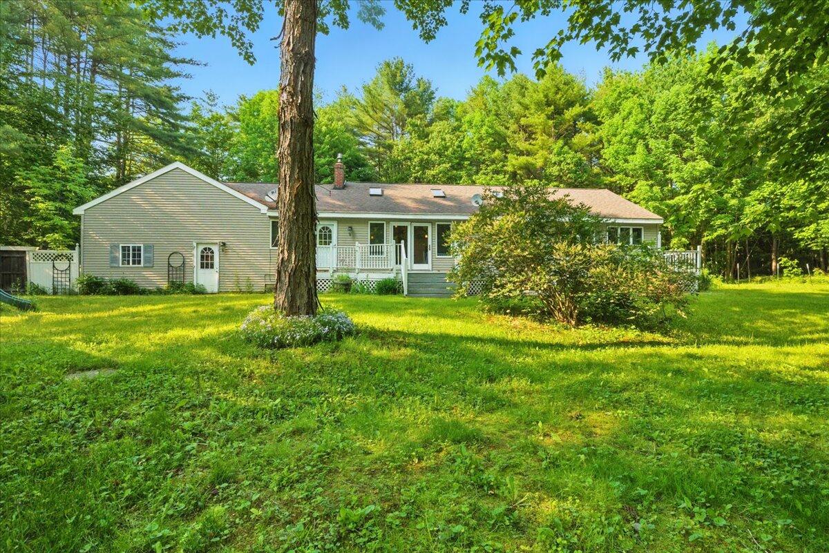 14 Goshen Lane New Gloucester ME 04260