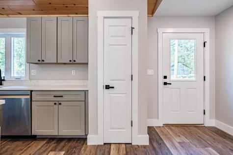 25 Lydia Lane Norway ME 04268