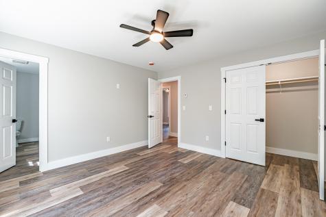 25 Lydia Lane Norway ME 04268