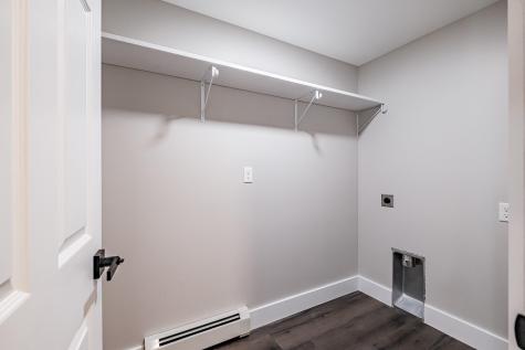 25 Lydia Lane Norway ME 04268