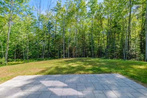 25 Lydia Lane Norway ME 04268