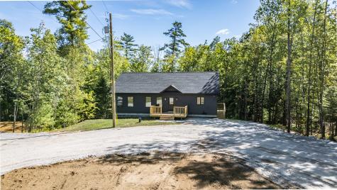 25 Lydia Lane Norway ME 04268