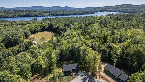 25 Lydia Lane Norway ME 04268