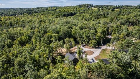 25 Lydia Lane Norway ME 04268