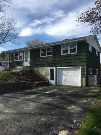 4 Grovemount Lane Lewiston ME 04240