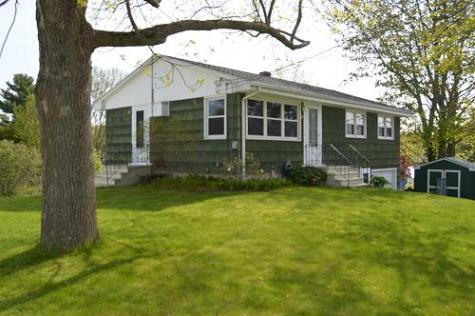 4 Grovemount Lane Lewiston ME 04240