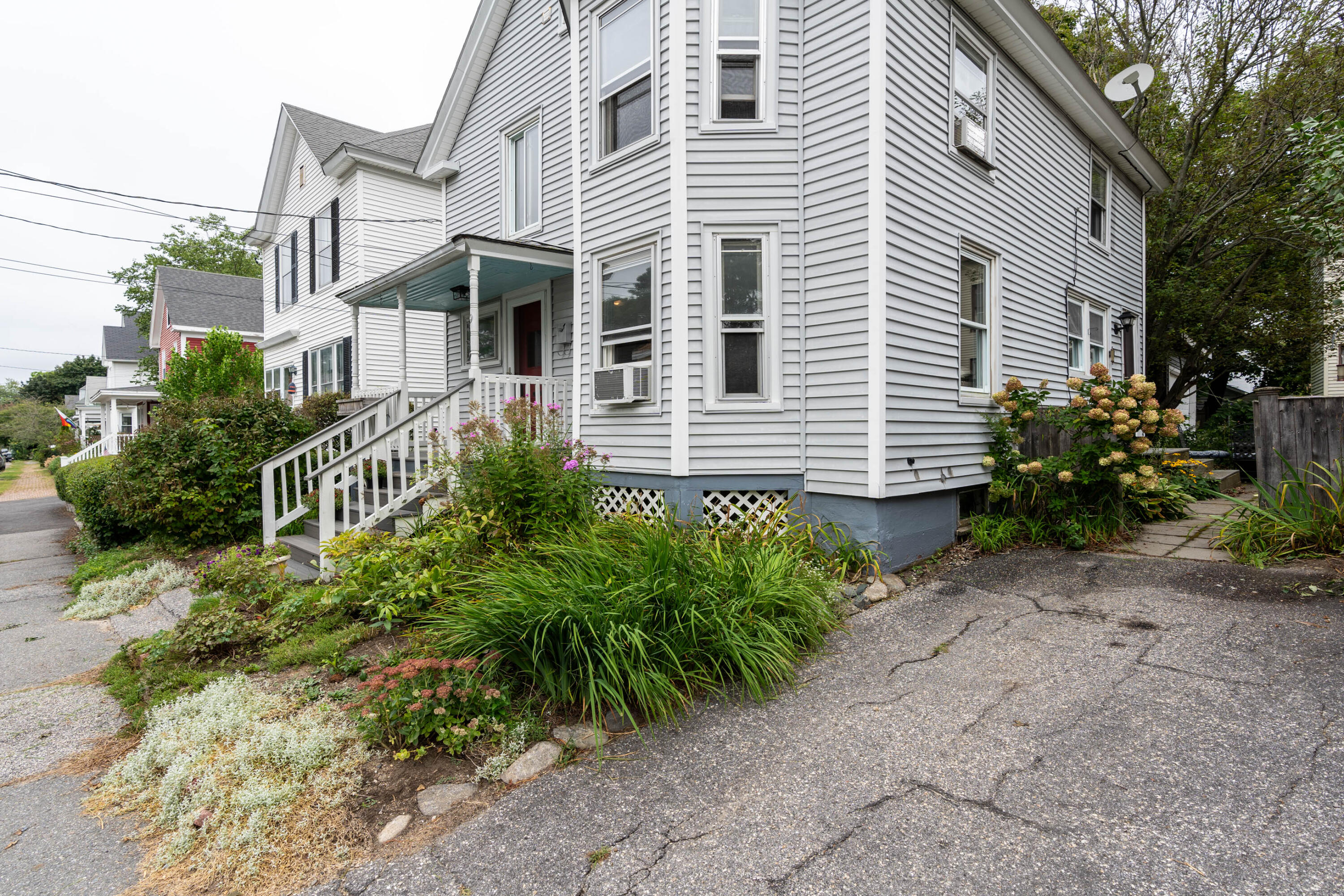 9 Alba Street Portland ME 04103