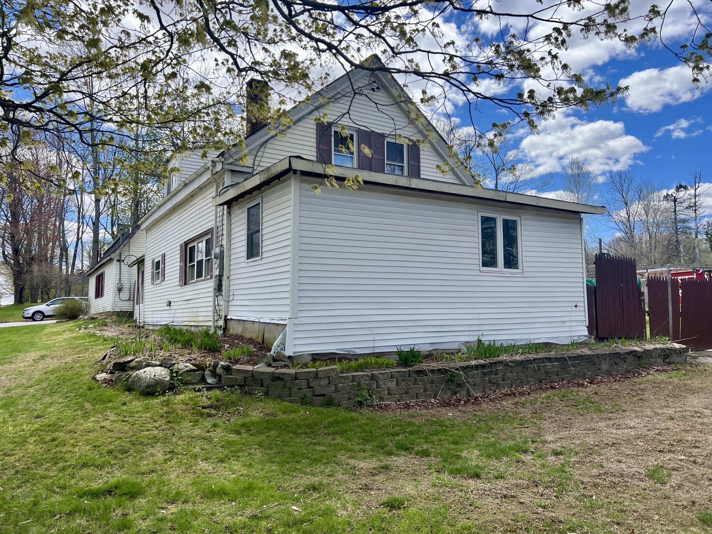 60 U.s. Highway 1 Verona Island ME 04416