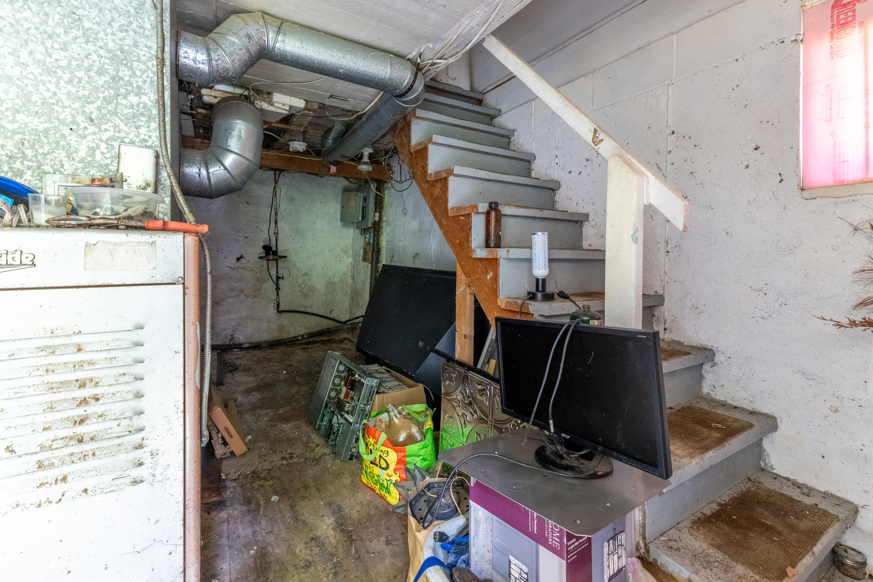 28 Central Street Ellsworth ME 04605