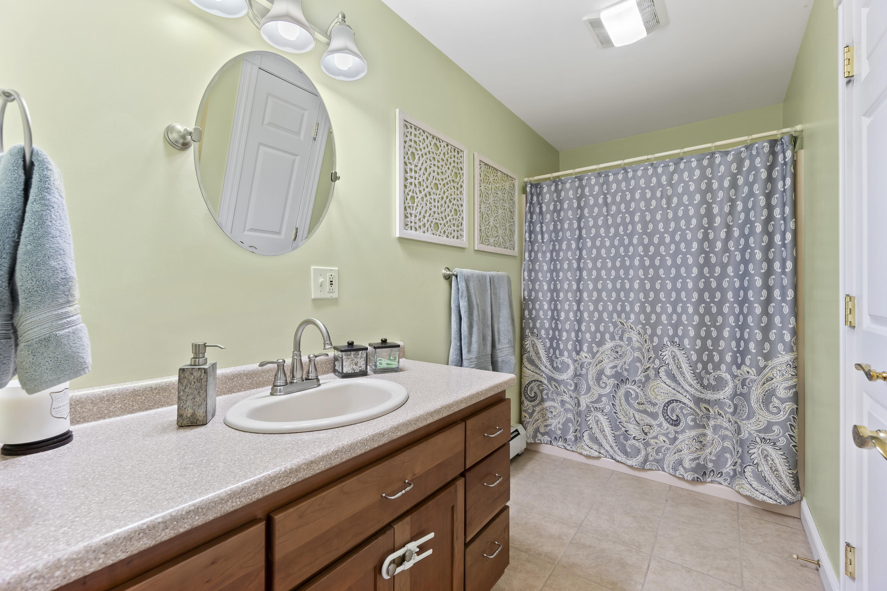 4 Meadow Way Richmond ME 04357