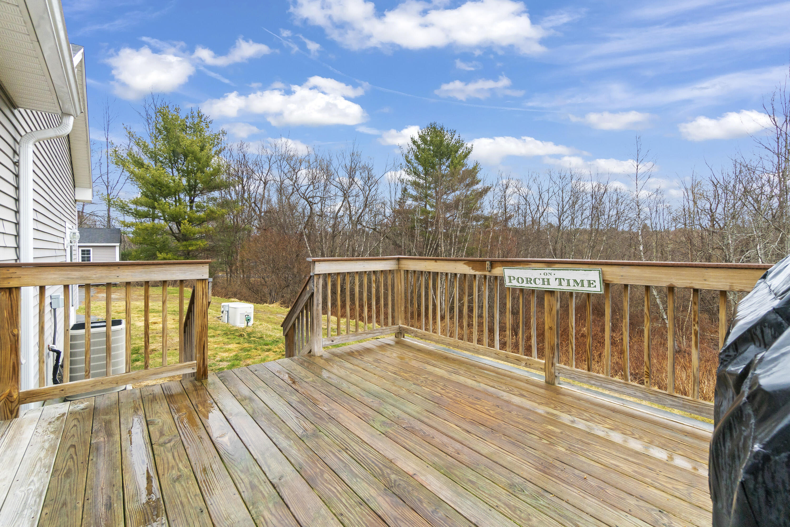 4 Meadow Way Richmond ME 04357