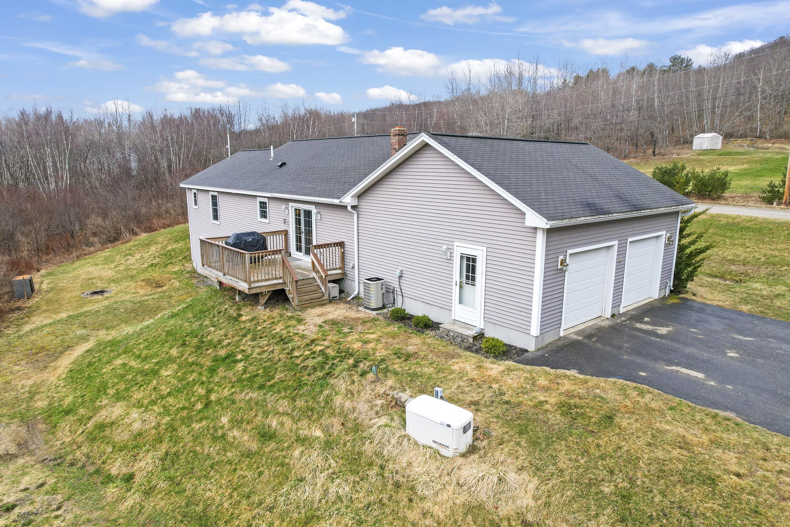 4 Meadow Way Richmond ME 04357