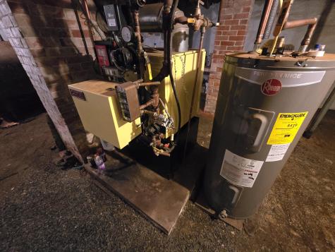 25 Jarvis Gore Drive Eddington ME 04428