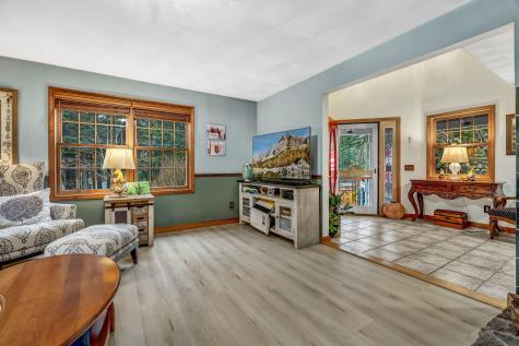 123 Fogg Road Readfield ME 04355