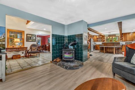 123 Fogg Road Readfield ME 04355