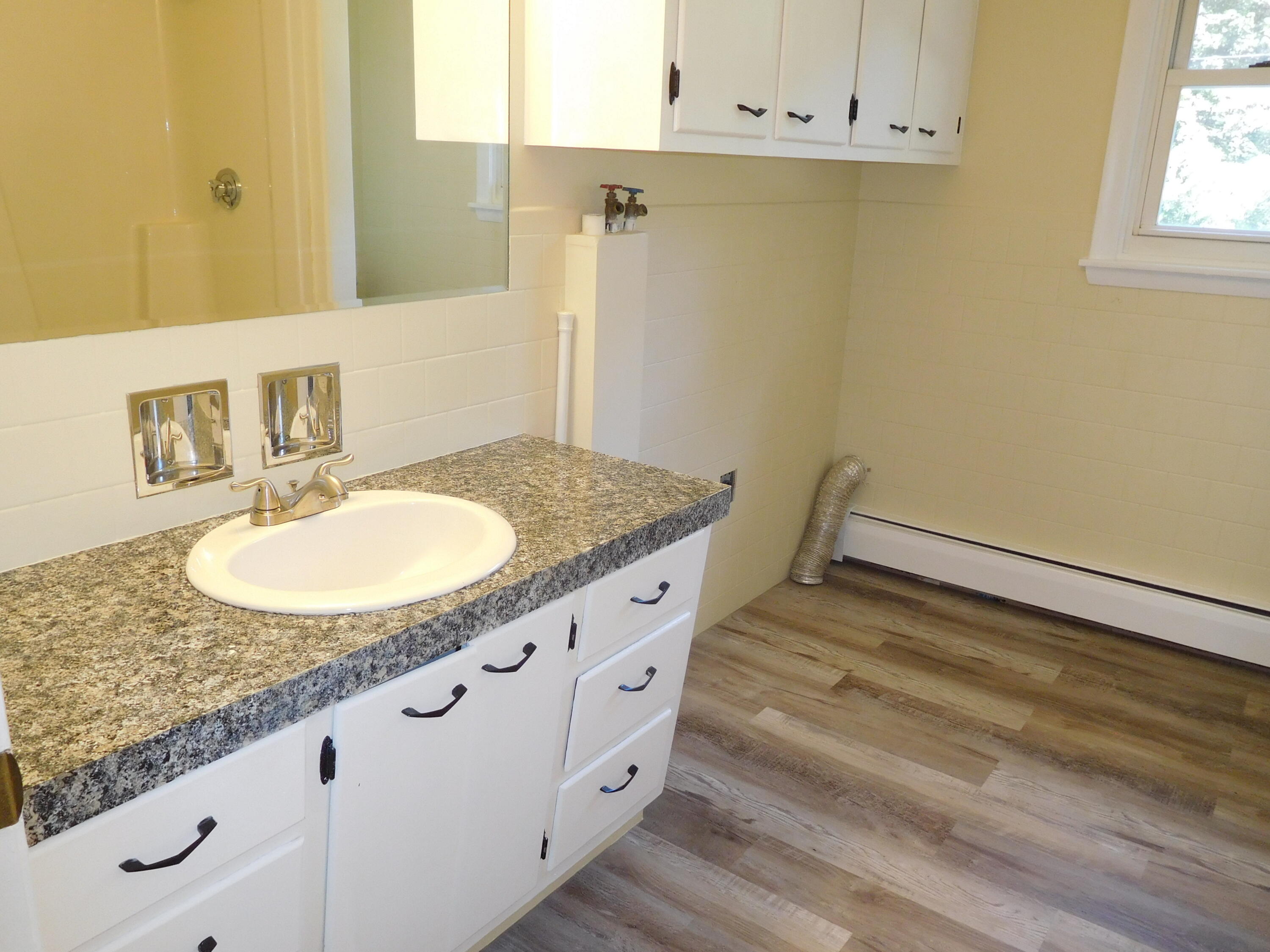 3 Malo Street Lewiston ME 04240