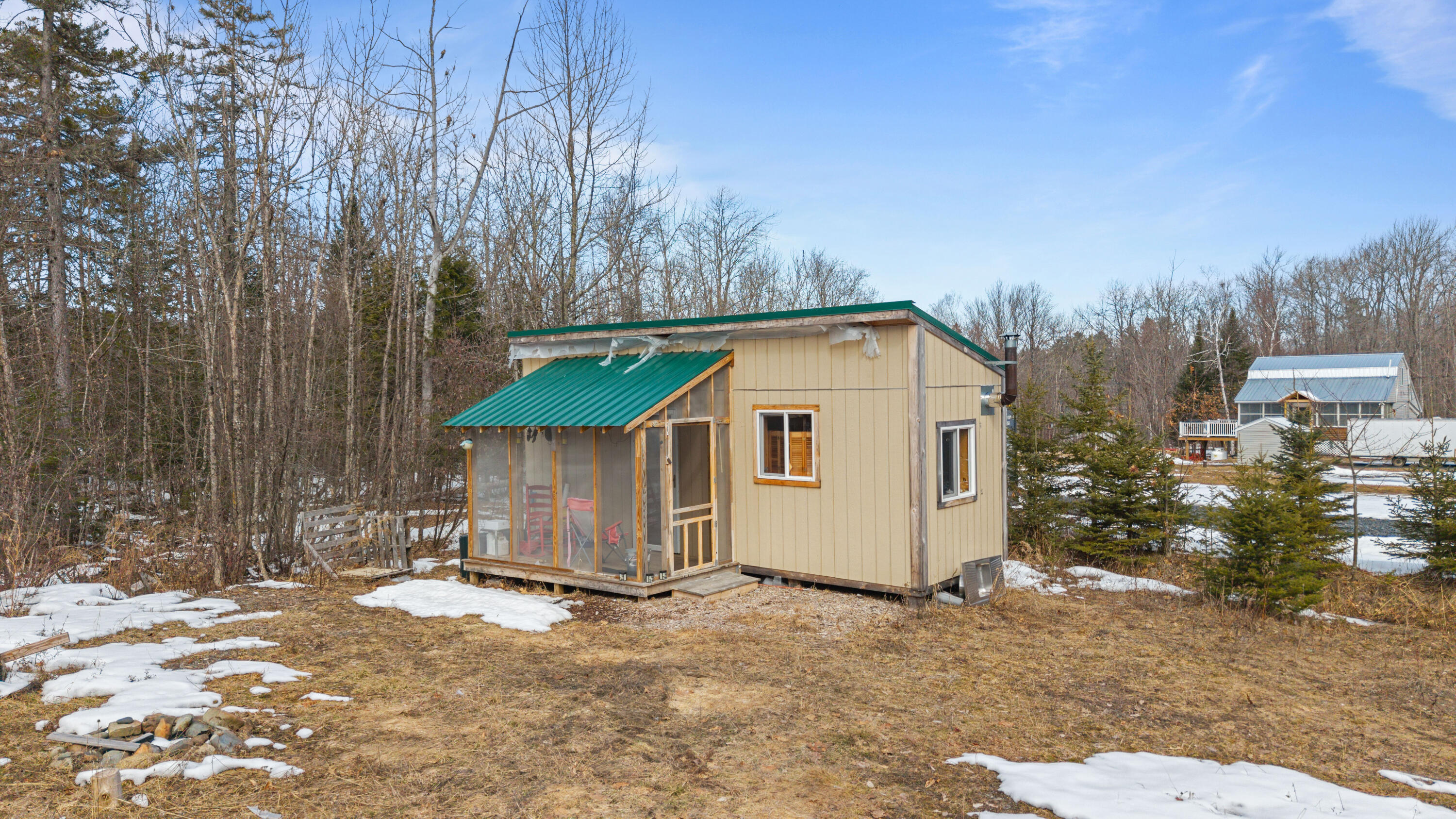 3 New England Road Abbot ME 04406