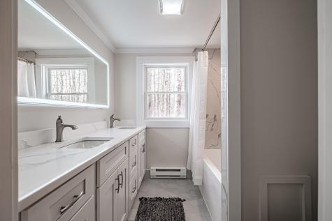 73 Autumn Lane Yarmouth ME 04096