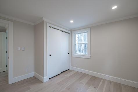 73 Autumn Lane Yarmouth ME 04096