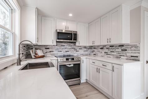 73 Autumn Lane Yarmouth ME 04096