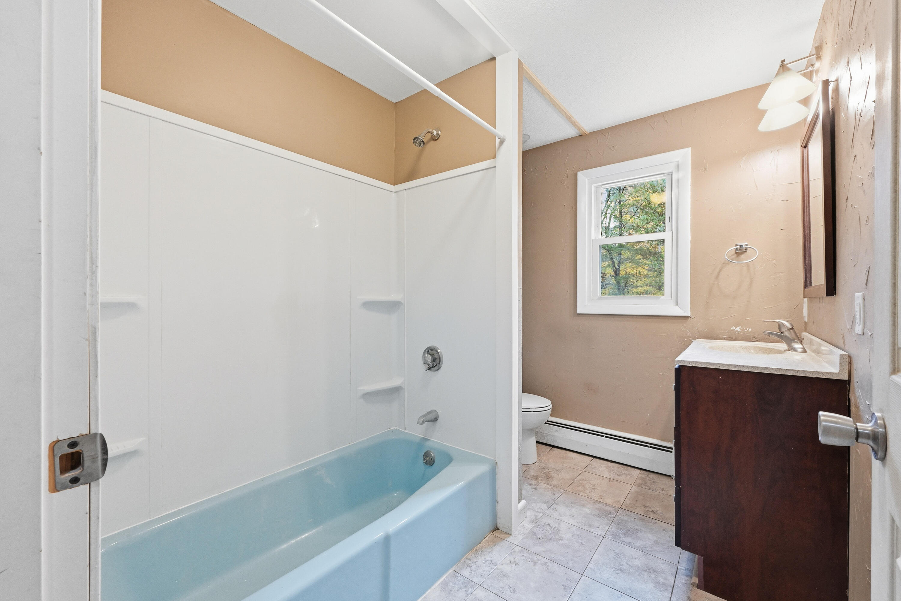 33 Woodridge Drive Manchester ME 04351