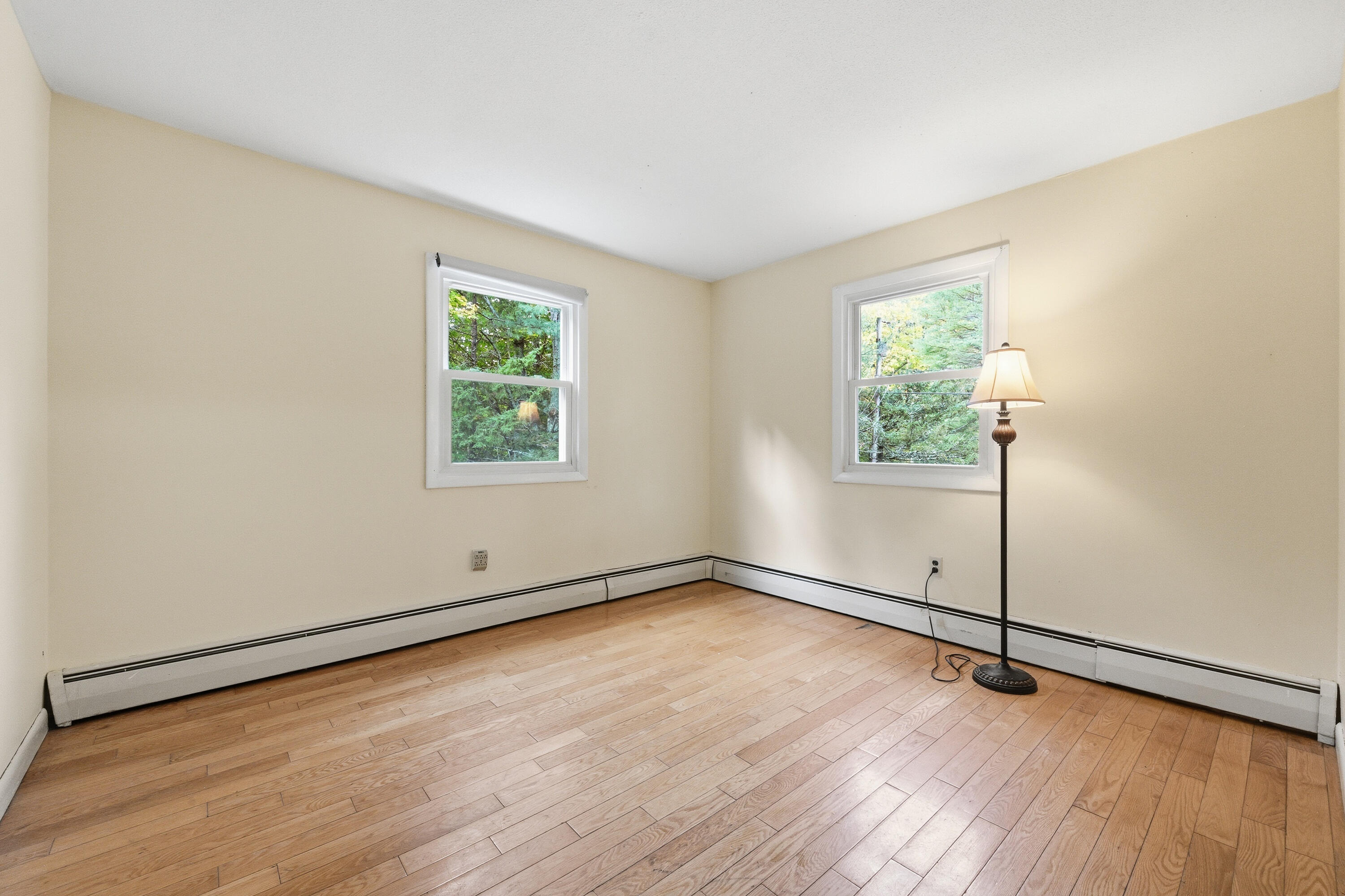 33 Woodridge Drive Manchester ME 04351