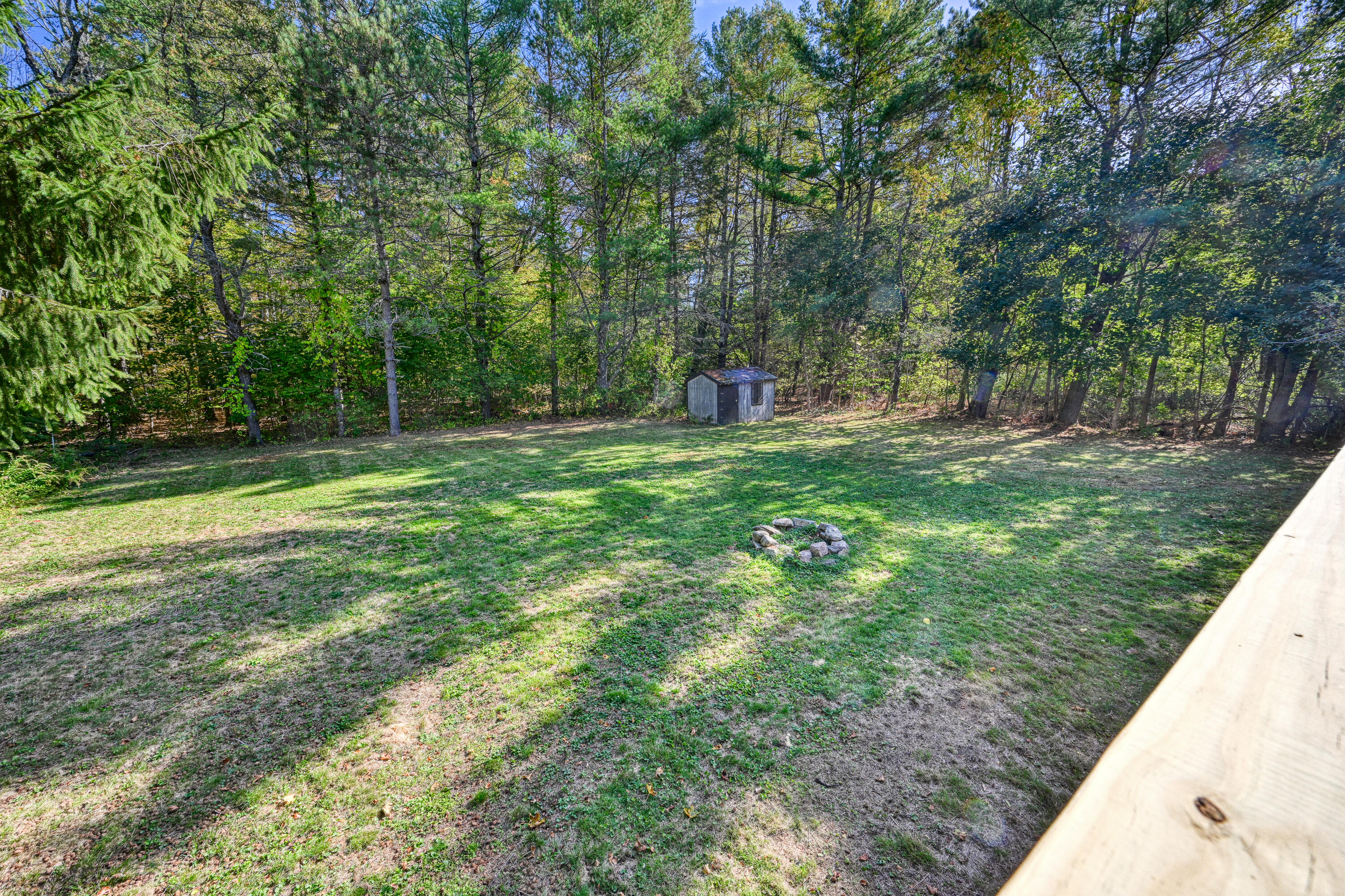 33 Woodridge Drive Manchester ME 04351