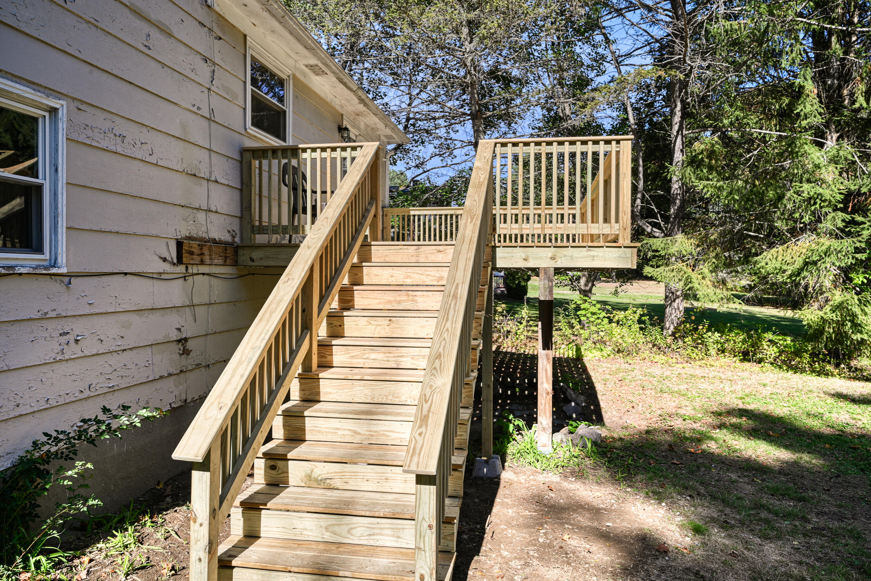 33 Woodridge Drive Manchester ME 04351