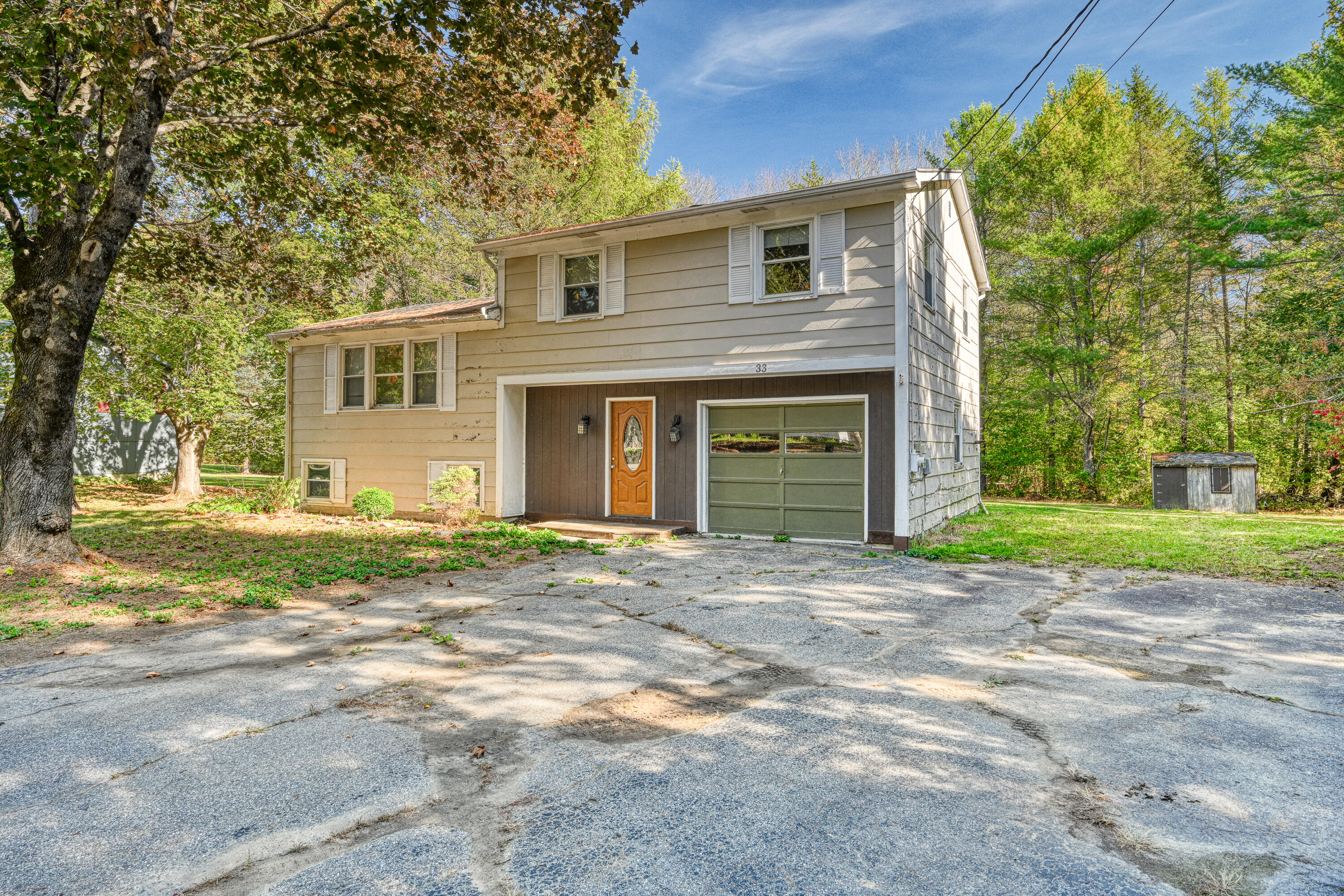 33 Woodridge Drive Manchester ME 04351