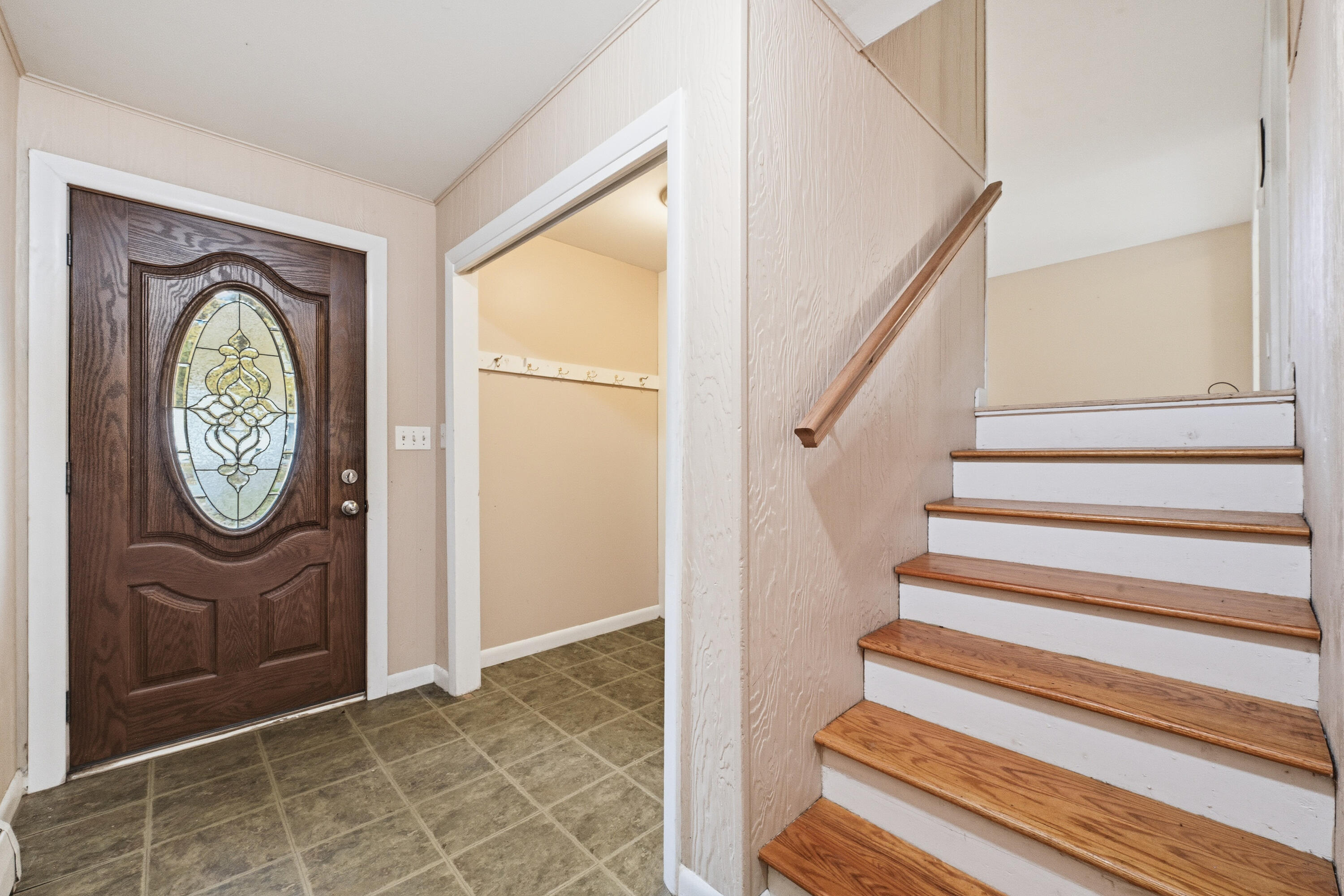 33 Woodridge Drive Manchester ME 04351