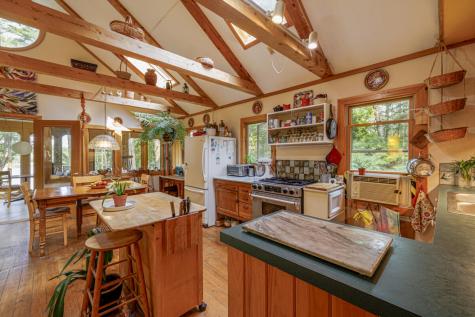 32 Fox Run Lamoine ME 04605