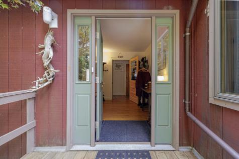 32 Fox Run Lamoine ME 04605