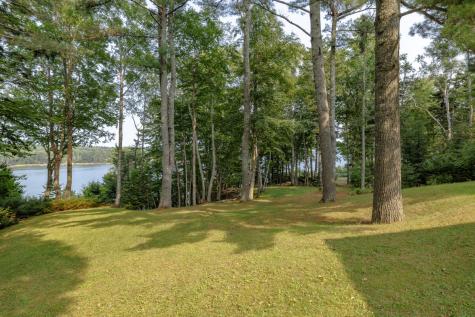 32 Fox Run Lamoine ME 04605