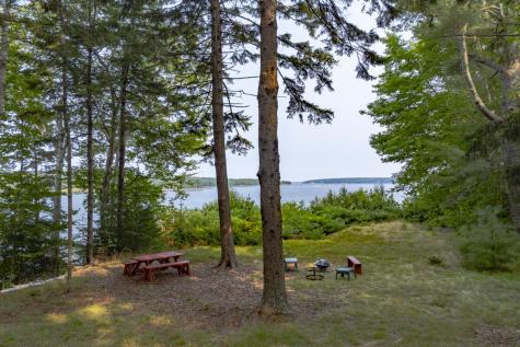 32 Fox Run Lamoine ME 04605