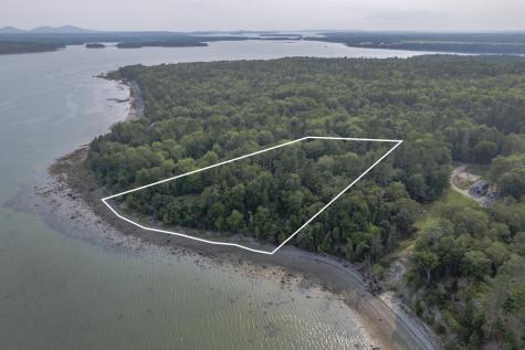 32 Fox Run Lamoine ME 04605