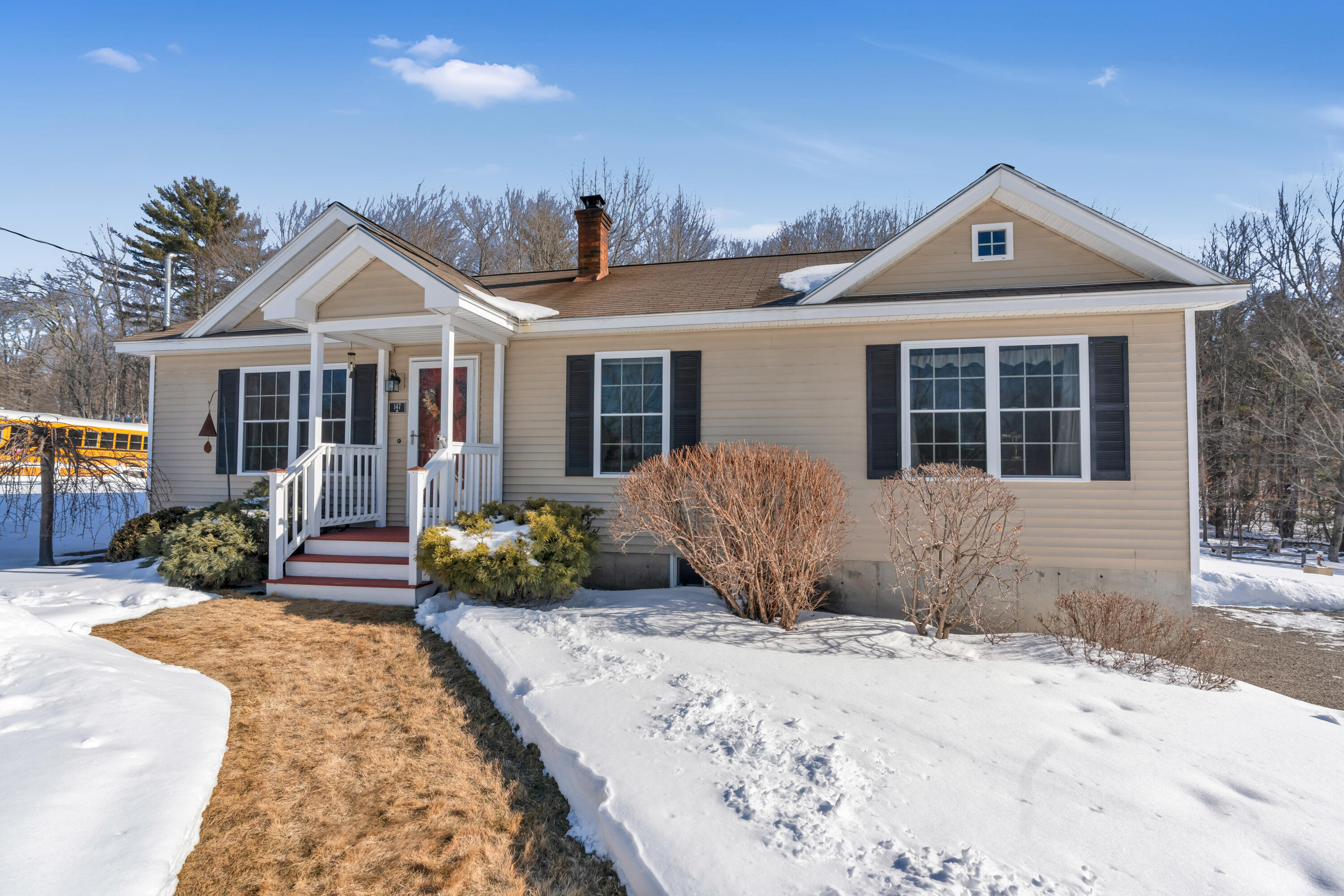 147 Ridley Road Sanford ME 04073