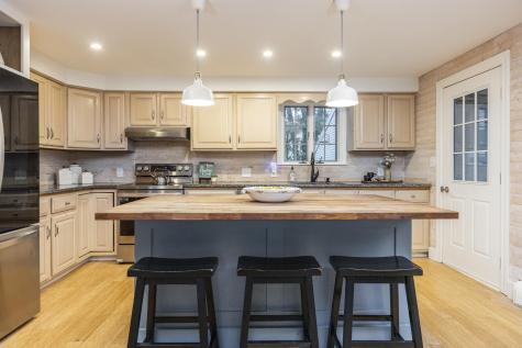 118 Greenwood Lane Portland ME 04103