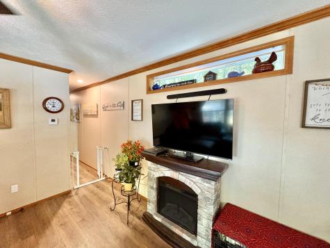 17 Spruce Lane Limington ME 04049