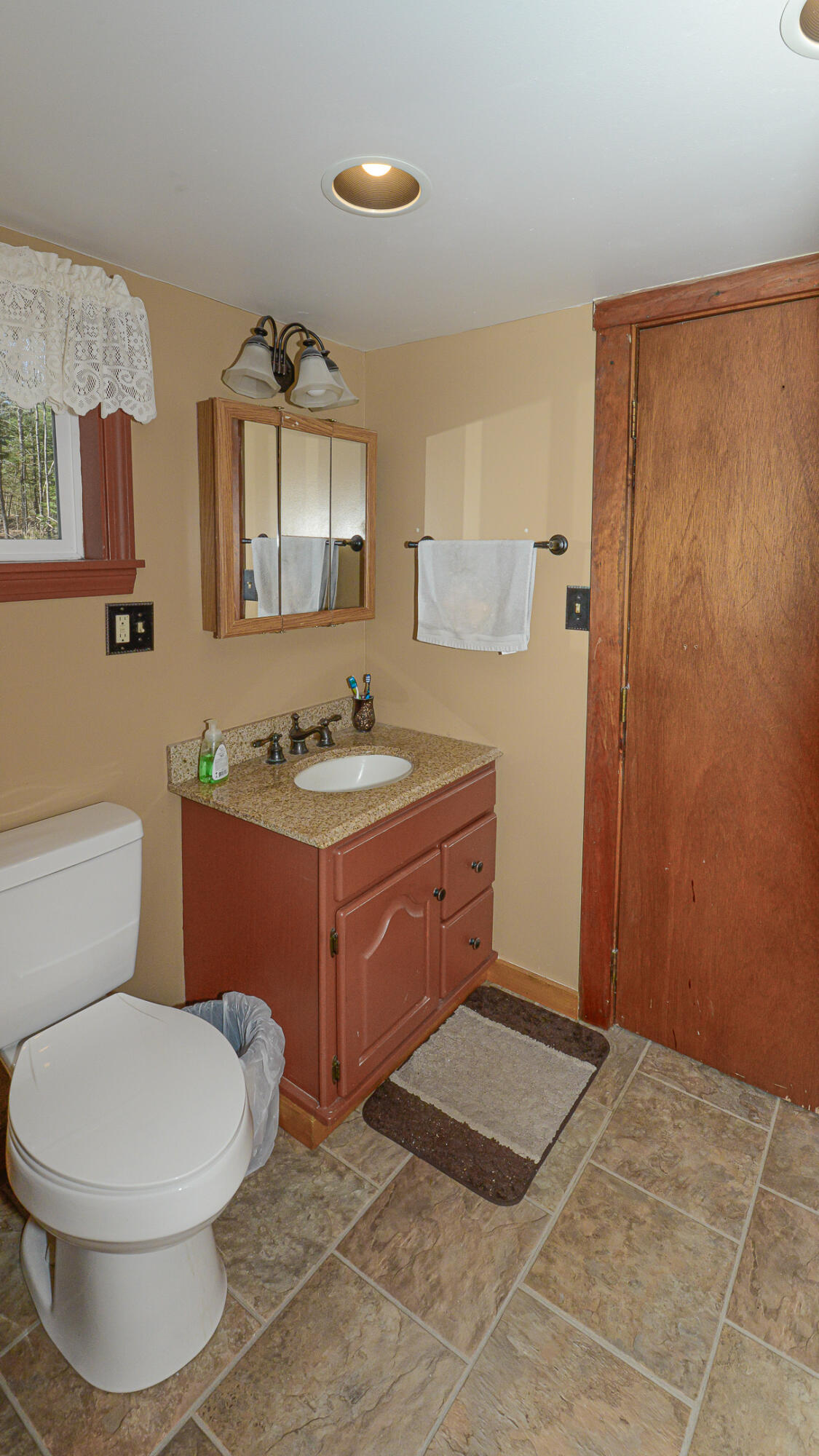 513 S High Street Bridgton ME 04009