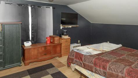513 S High Street Bridgton ME 04009