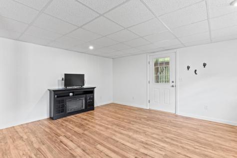 184 Pleasant Hill Road Scarborough ME 04074