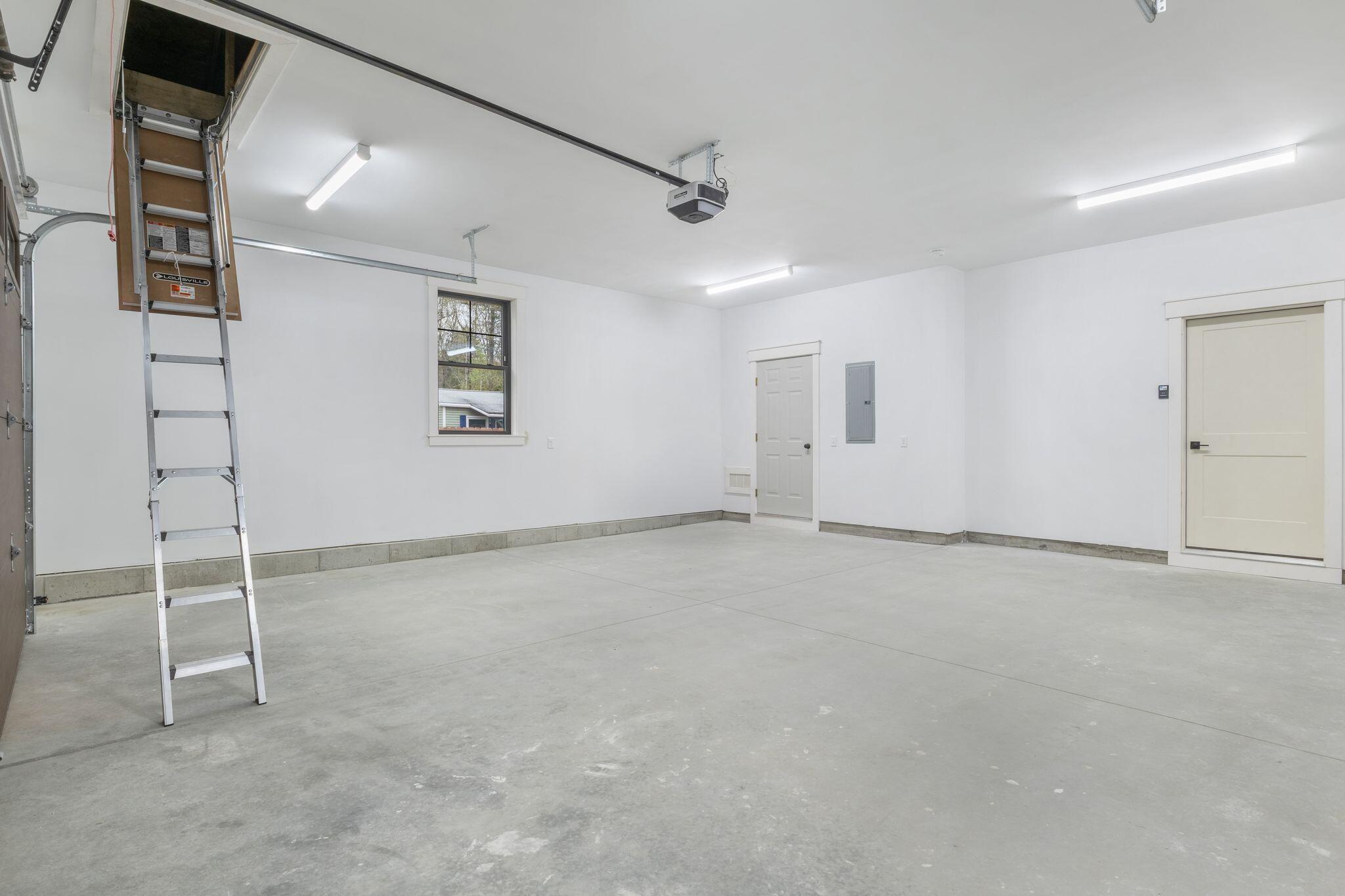23 Robert Street Buxton ME 04093